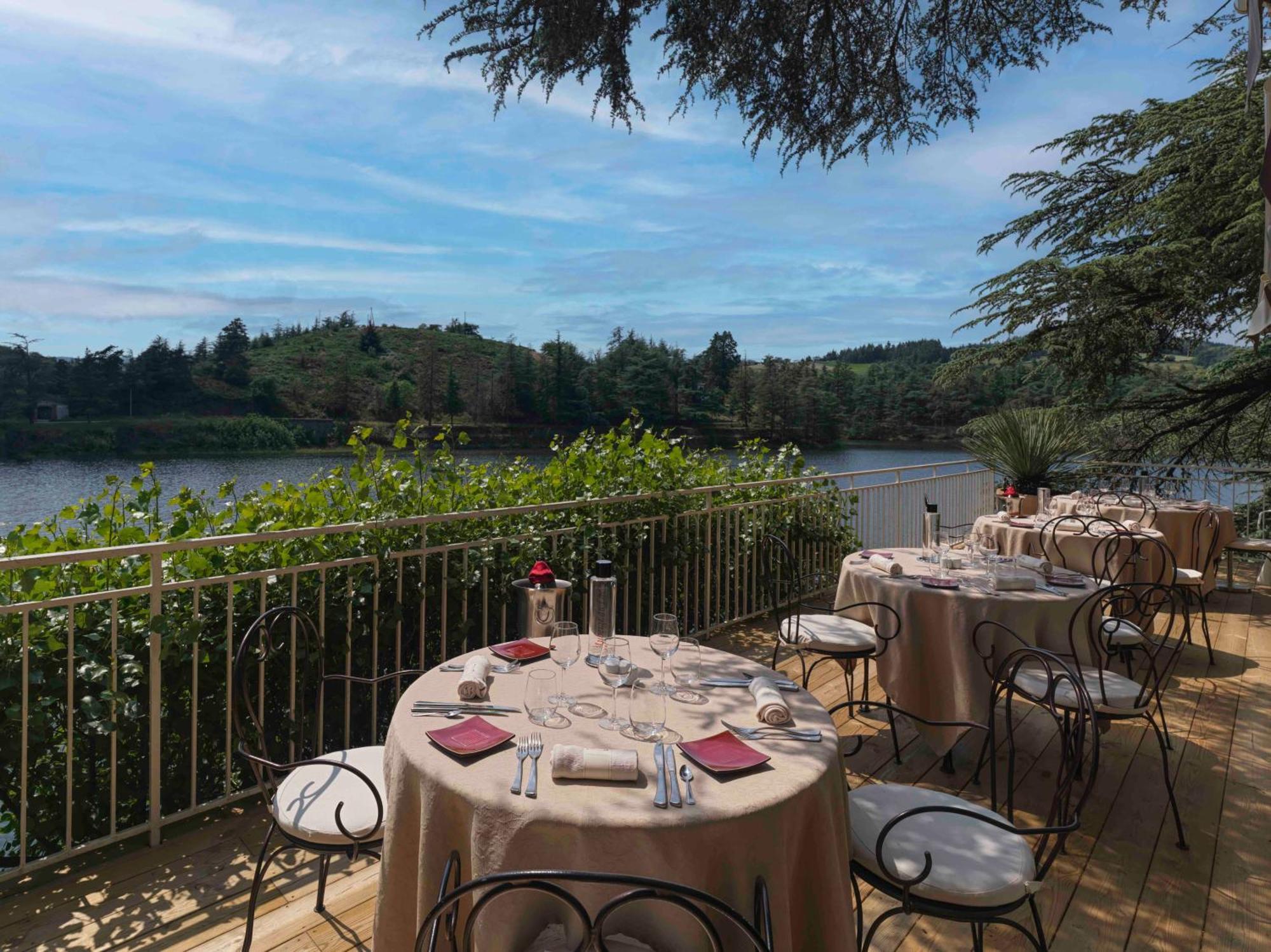 Auberge Du Lac Hotel Saint-Marcel-les-Annonay Ngoại thất bức ảnh